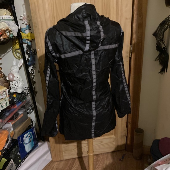 NECA The Hunger Games arena jacket for women - Picture 4 of 7